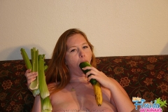 kinky bbw fucking vegetables
