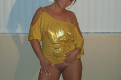 Kinky Florida Amateur Milf Toni Faye Golden Dress And Glass Dildo
