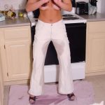 Chynna peeing her pants Chynna peeing her pants